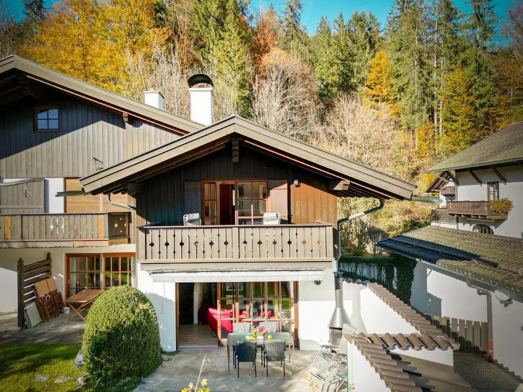 Ferienhaus Alpenliebe In グライナウ